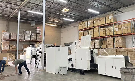 เครื่องทำถุงกระดาษพร้อมเครื่องพิมพ์อินไลน์ 4 สี มาถึงอเมริกาแล้ว